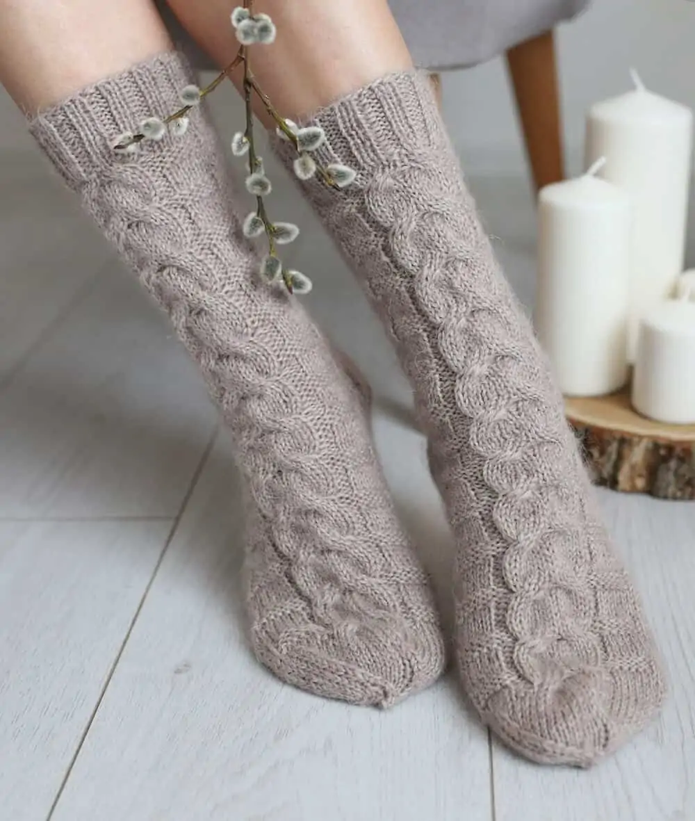 https://www.socosy.co.uk/wp-content/uploads/2019/12/p_2_4_2_8_2428-Hand-Knitted-Socks.webp